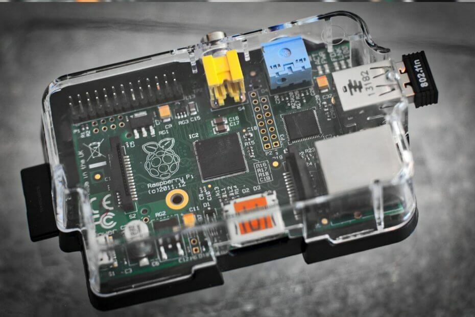 PARANDUS: Raspberry Pi ei ühendu Wi-Fi / Ethernetiga