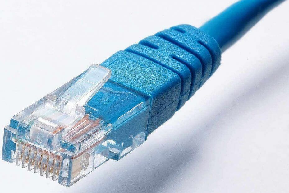 Kad izveidojas savienojums ar VPN, internets tiek atvienots