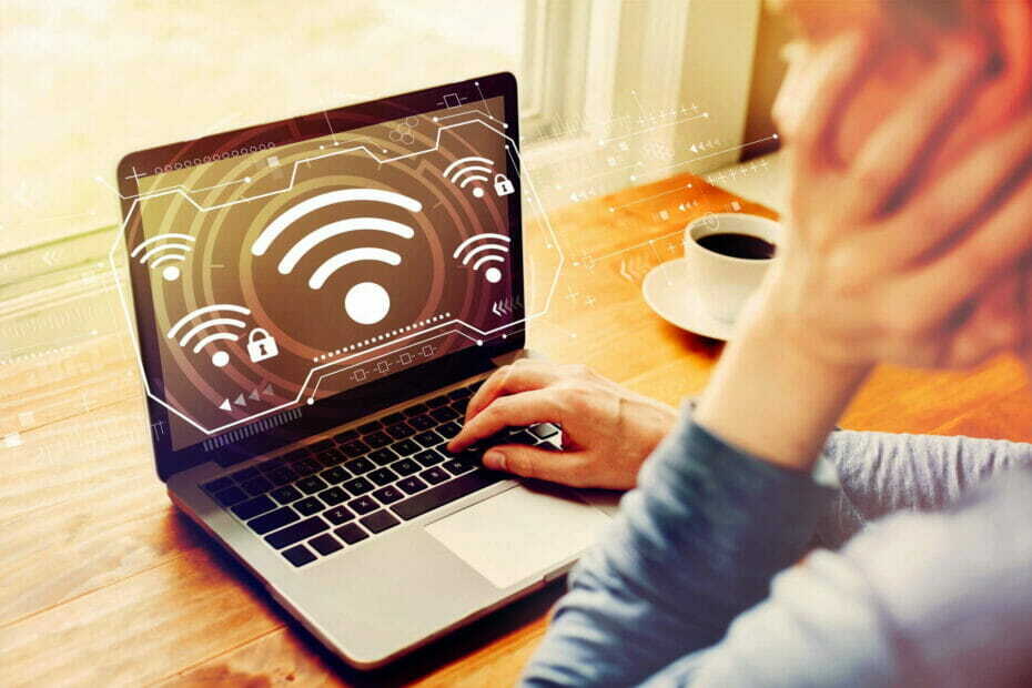 FBI varnar för riskerna med att använda hotell-Wi-Fi
