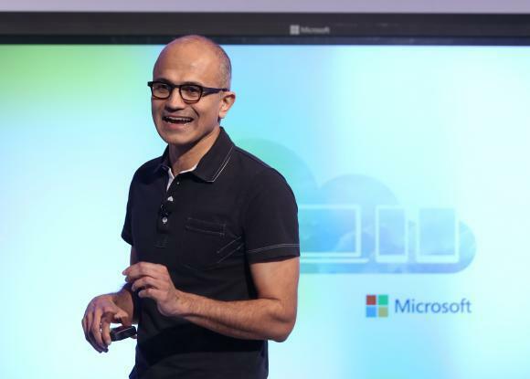 Satya Nadella face primul shakeup-uri de management la Microsoft