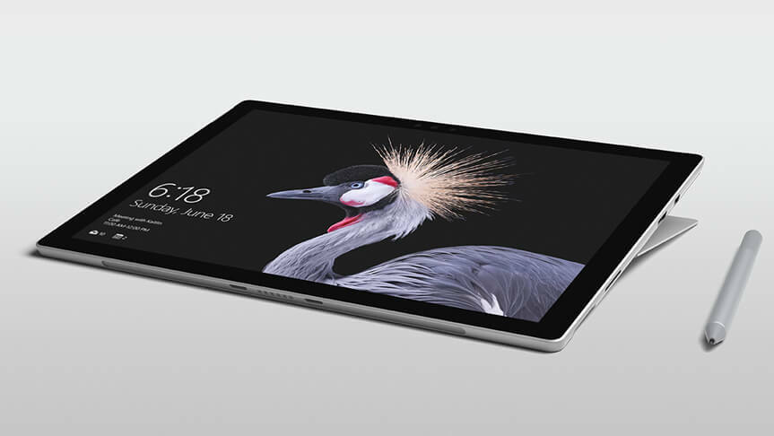 แท็บเล็ต Surface ราคาประหยัดของ Microsoft ใช้กับ iPad. ของ Apple