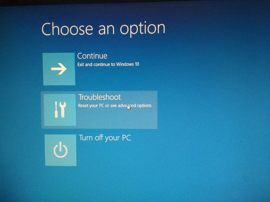 როგორ გამოვასწოროთ Windows 10, რომელიც ქარხნის გადატვირთვის პროცესშია
