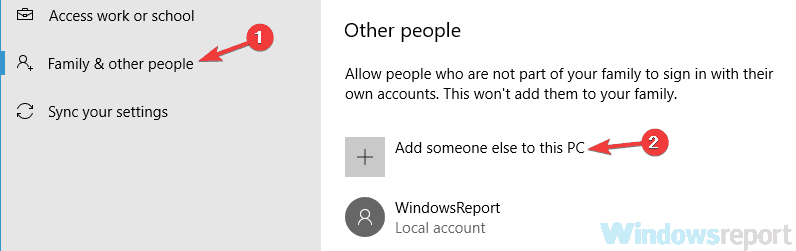 أضف شخصًا آخر إلى جهاز الكمبيوتر هذا الذي يعمل بنظام Windows 10 ، تتطلب بعض حساباتك الانتباه