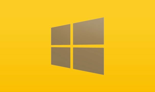 Windows 10 er bygget på OneCore, hoved OS-kjernen for telefoner, nettbrett, PC-er og Xbox