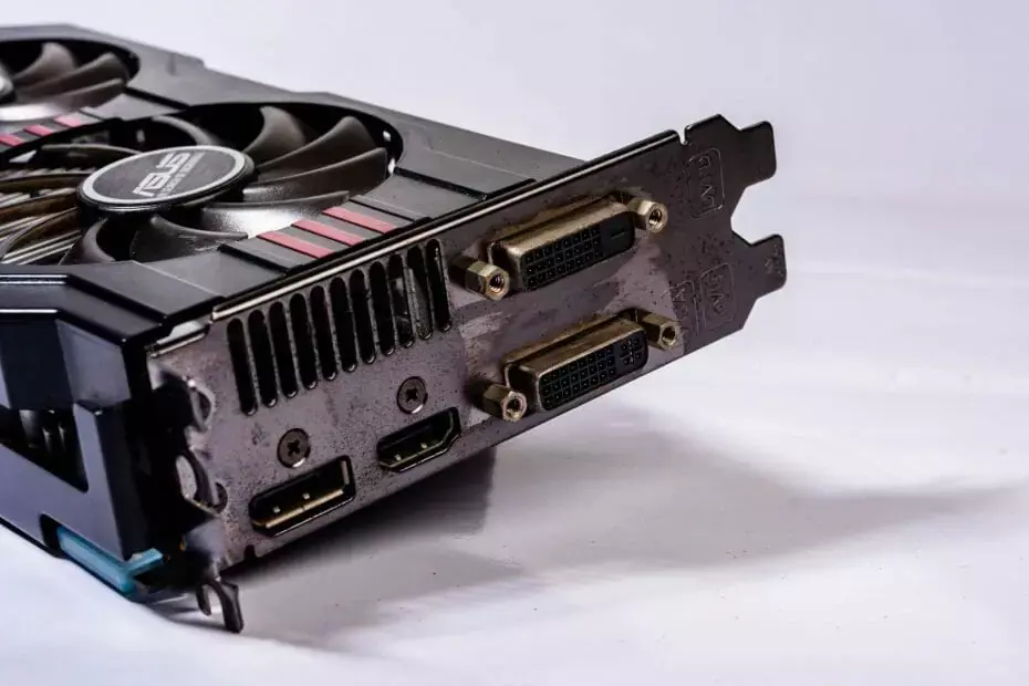 Hvordan stoppe AMD-drivere fra å oppdateres automatisk