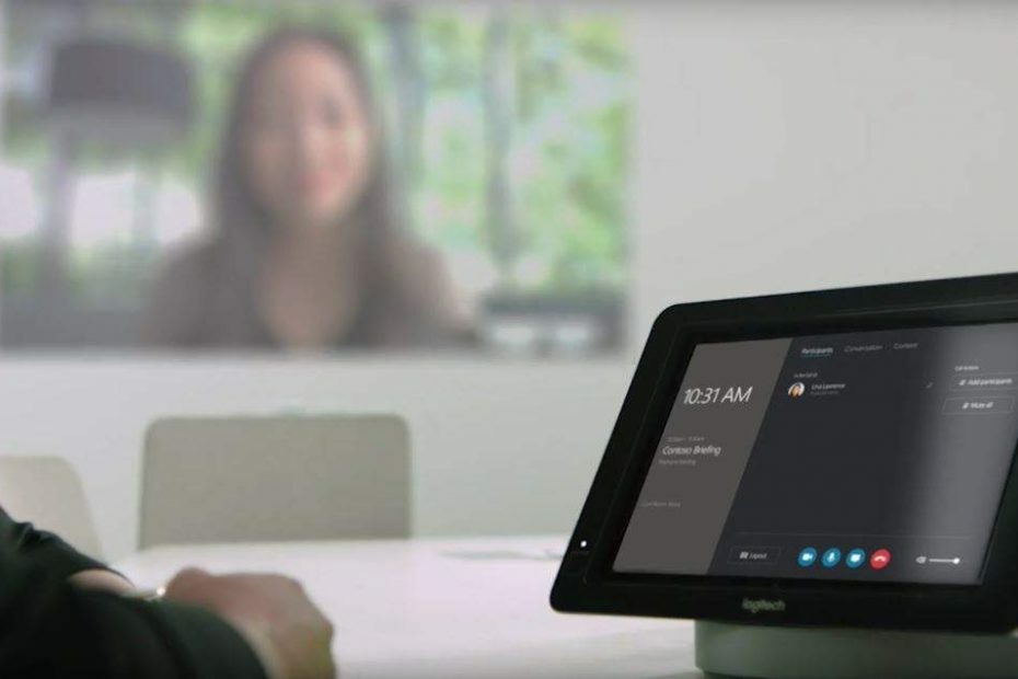 이제 Surface Pro에서 Microsoft Skype Room 앱을 사용할 수 있습니다.