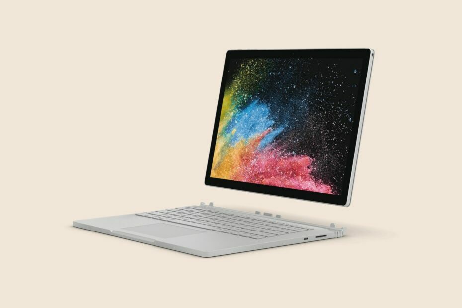 لا يمكن فصل Surface Book عن لوحة المفاتيح