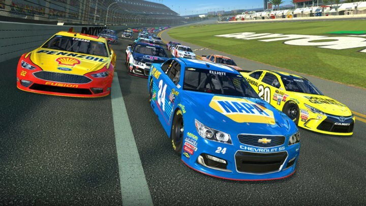 Pats pirmasis „Xbox One“ skirtas „NASCAR“ žaidimas bus išleistas rugsėjo 13 d