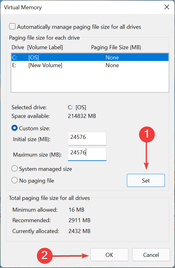 Kliknij przycisk Ustaw, aby zwiększyć pamięć wirtualną w systemie Windows 11