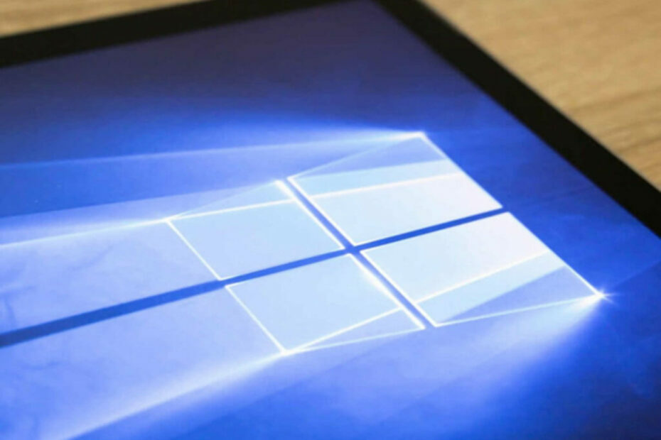 Täisparandus: Windows 10 külmub sisselogimisel