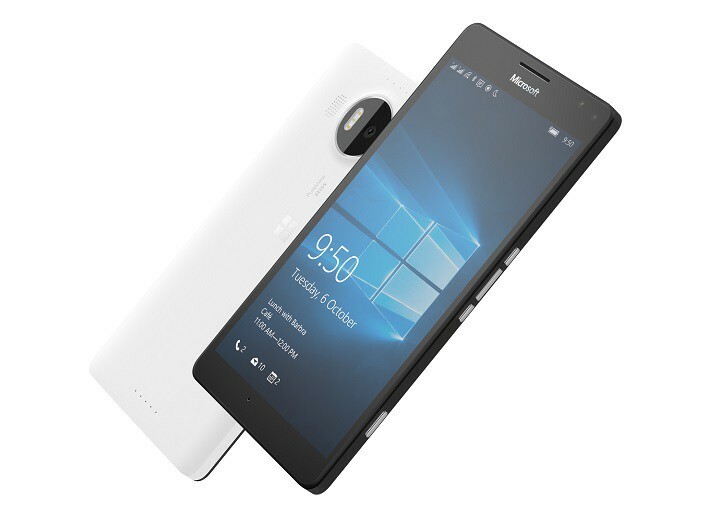 Sinun on nyt kytkettävä Lumia 950, 950 XL, 550 -laitteesi päivityksiä haettaessa