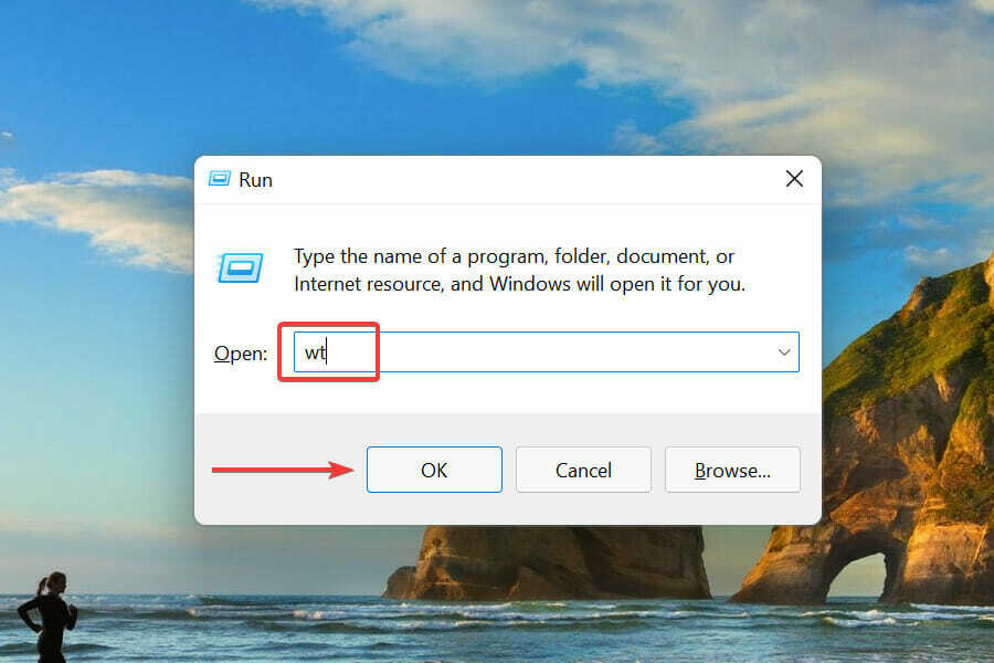 Запустіть підвищений термінал Windows з команди запуску, щоб виправити помилку встановлення 0x8007012a