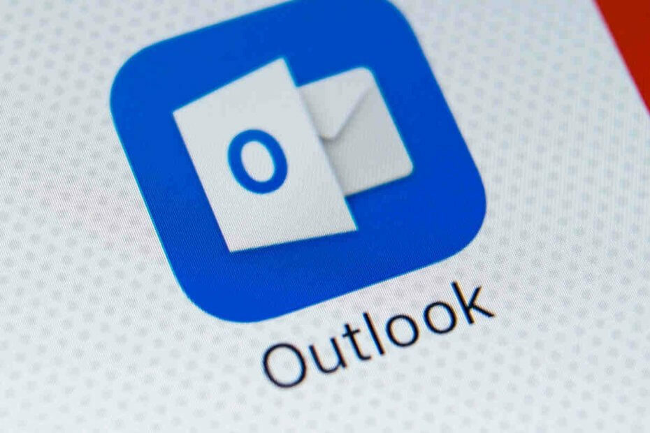 Помилка затримки запуску Outlook