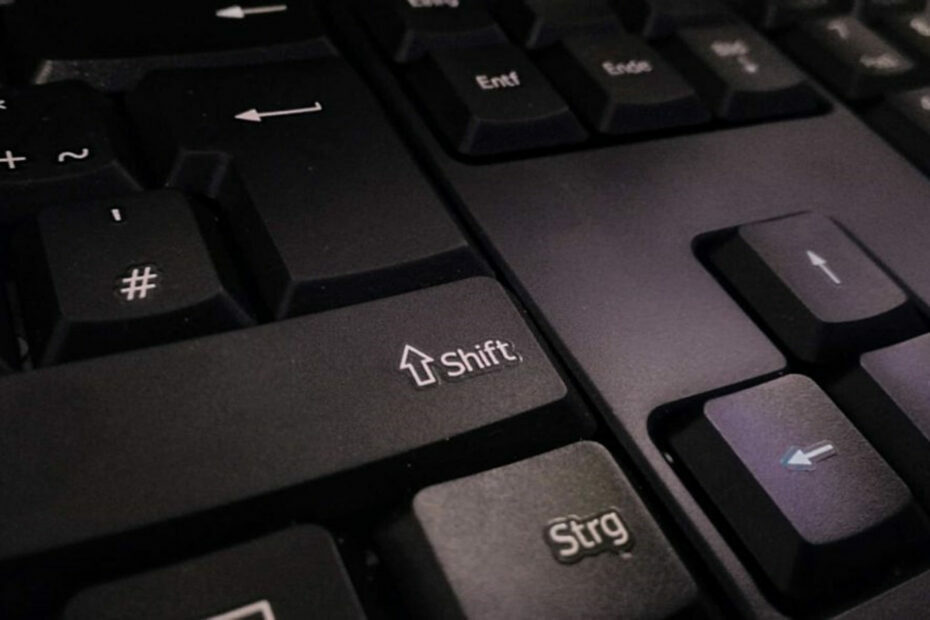 Jak opravit, že klávesa Shift nefunguje na počítači [Pravá strana]