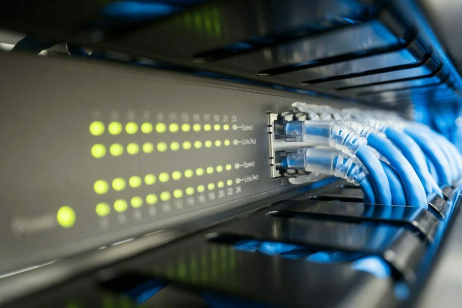 Jak naprawić skoki pingu Ethernet?