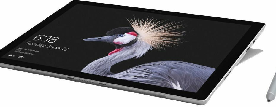 Surface Pro nopludināja fotoattēlus: ierīce izskatās šādi