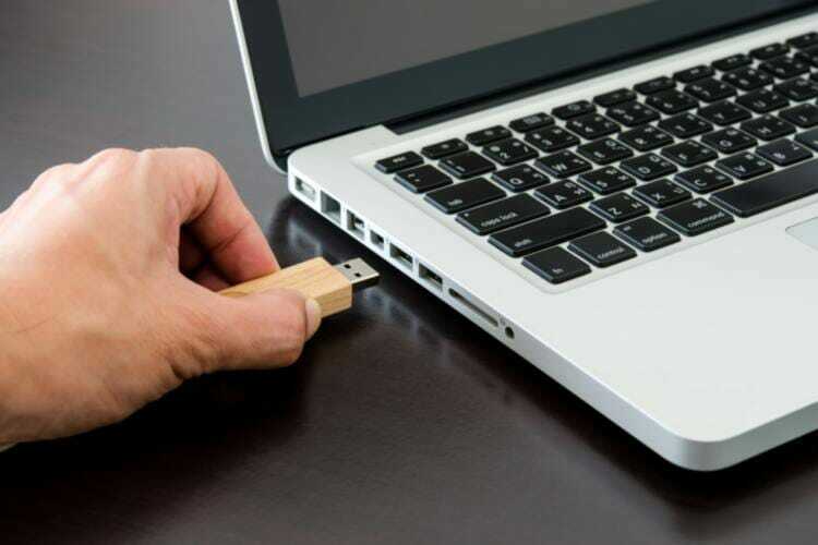 გათიშეთ USB მოწყობილობა Mac OS Big Sur განახლების პრობლემები
