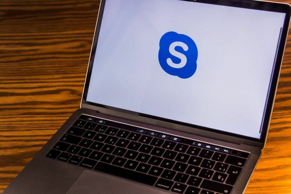 Изтеглете Skype за работен плот в Windows 10