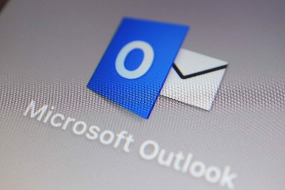 „Microsoft Outlook“ el. Parašai bus sinchronizuojami debesyje