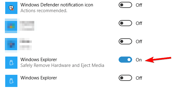 Ikona bezpečného odstránenia hardvéru blikajúca skratka na paneli úloh programu Windows Explorer je povolená