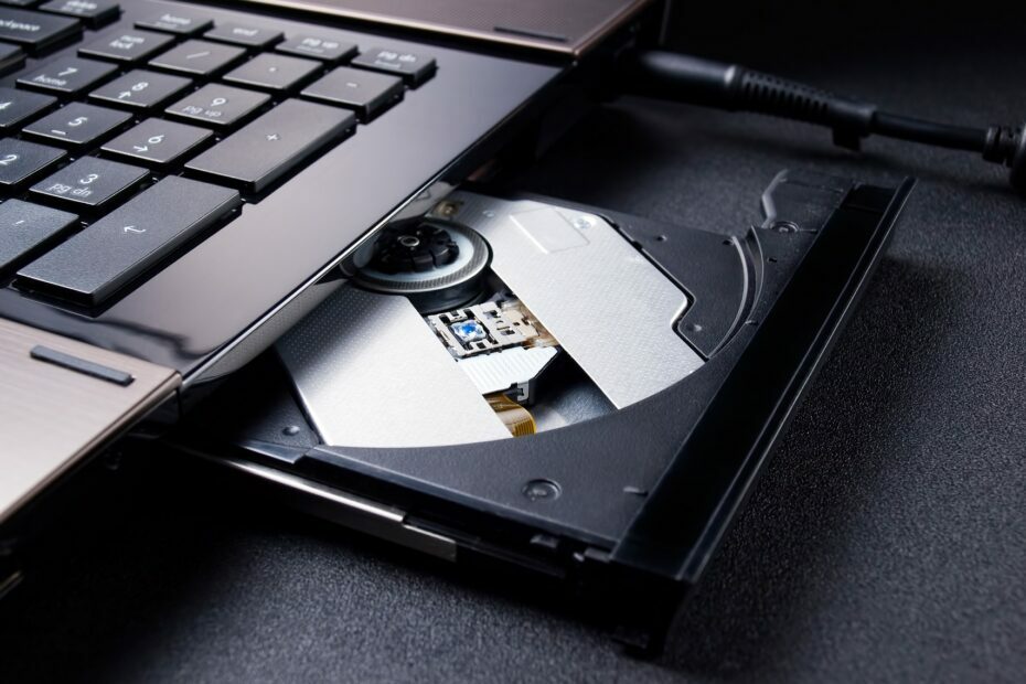 LG DVD-mängija parandamine Windows 10-s