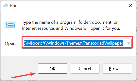 เรียกใช้ตำแหน่งพื้นหลังของธีม Windows 11 ที่แปลงรหัสแล้ว