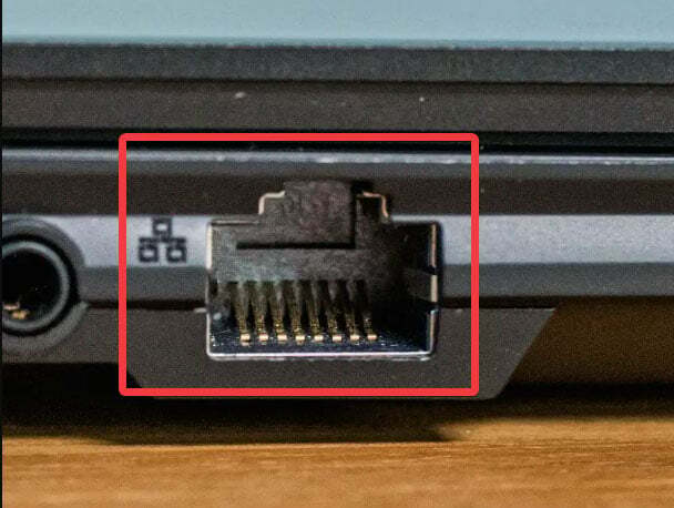Laptop-LAN-Anschluss