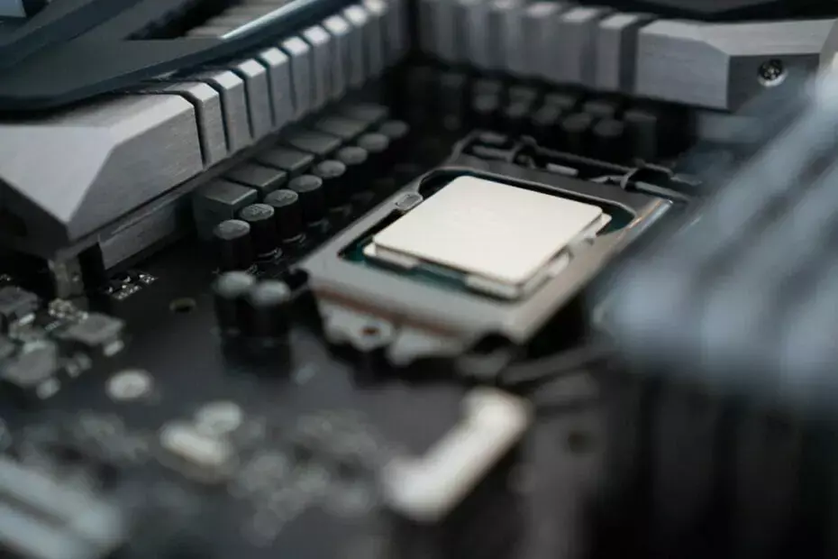 Tingkatkan kecepatan kipas CPU melalui perangkat lunak & BIOS