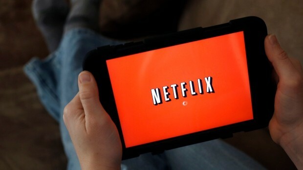 Os usuários do Netflix agora podem baixar programas de TV e filmes para comer offline