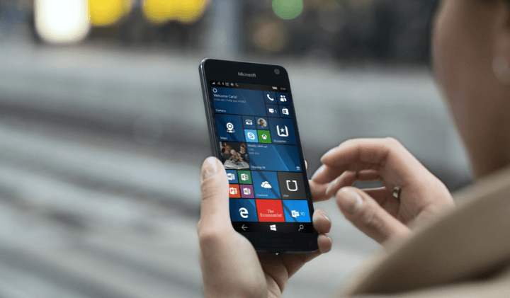 Частка ринку Windows Phone на ринку продовжує падати