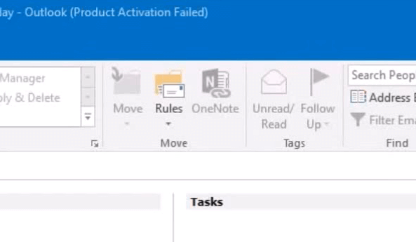 Die Schaltfläche "Regeln" Outlook-Regel zum Herunterladen von Anhängen in den Ordner