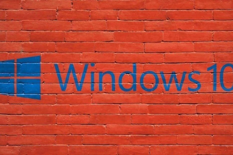 Windows 10 roikkuu aloitusnäytöllä