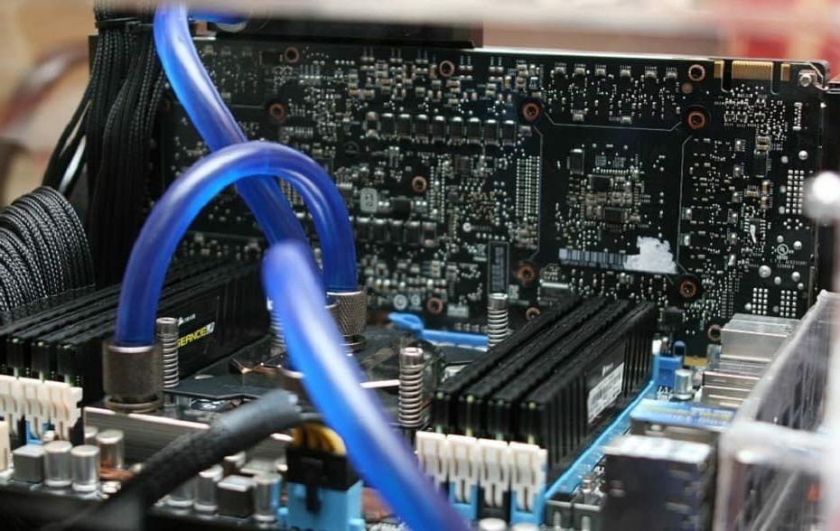Newegg pomaga teraz konsumentom budować własne komputery PC