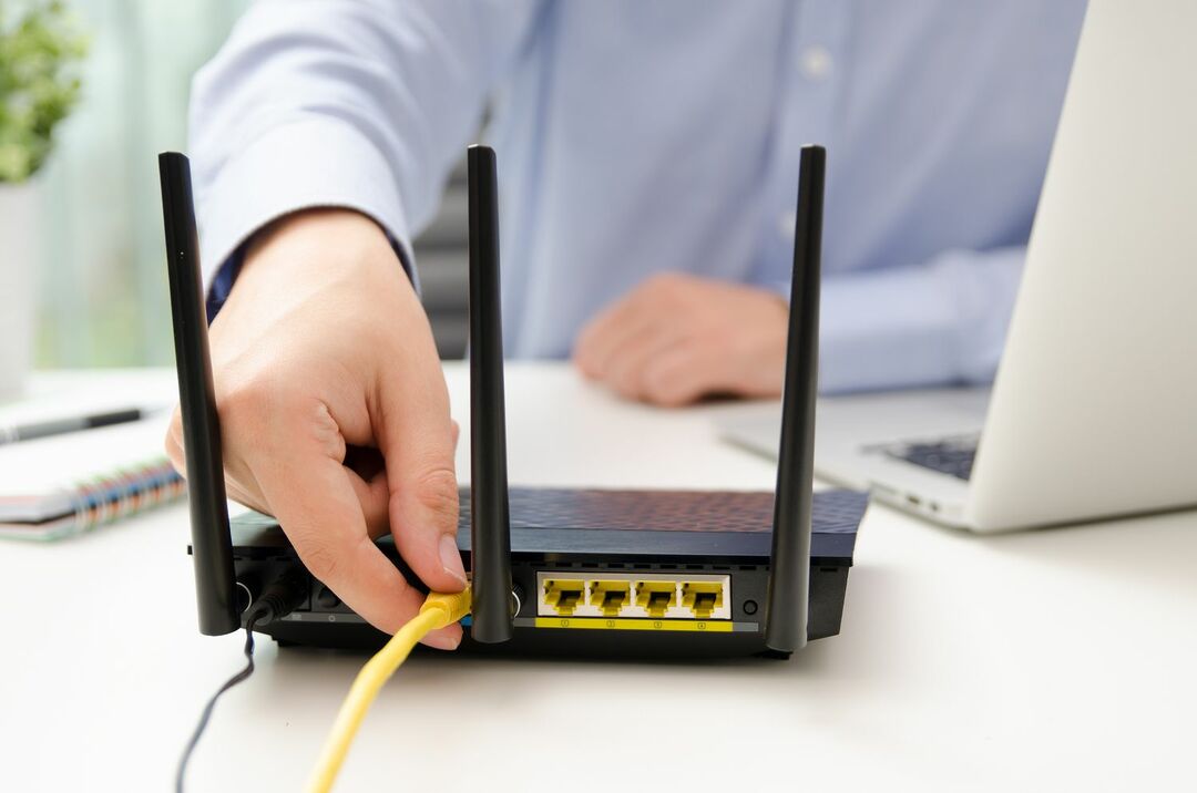 Cabut router - jalur akses berkabel lebih lambat dari router