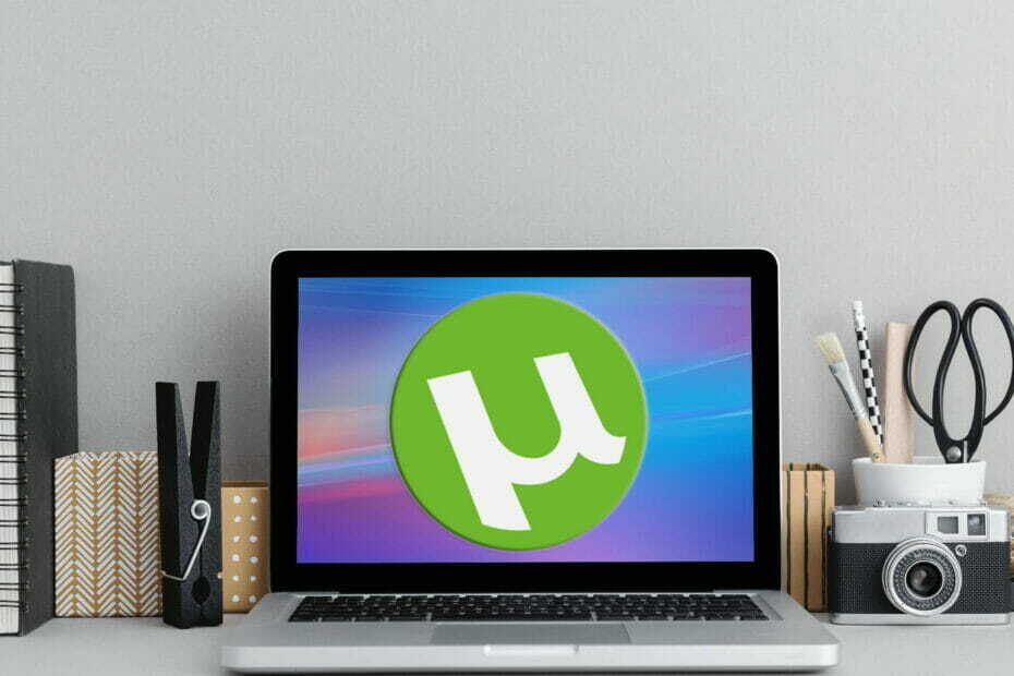 КОРЕКЦИЯ: uTorrent остана при свързване с връстници