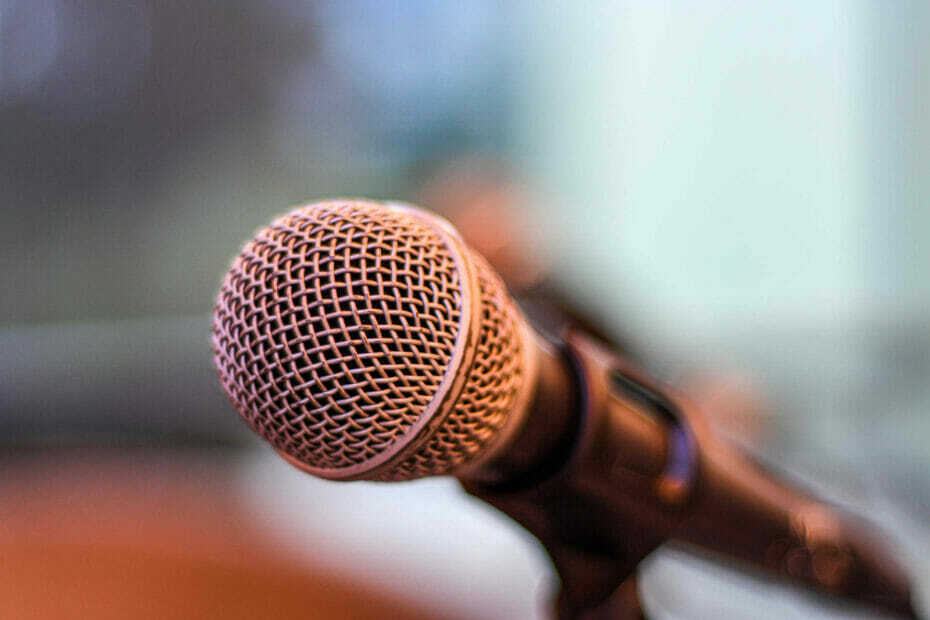 „Care este cel mai bun“ mikrofonas belaidis