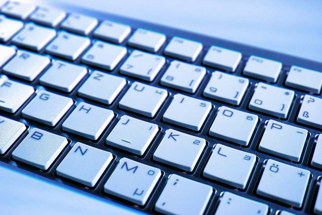 कीबोर्ड - विंडोज़ 10 लैपटॉप कताई सर्कल पर अटक गया